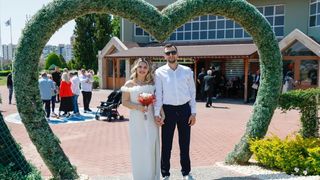 Mersin'de Tarihi Gün İçin Nikah Dairesinde Yoğunluk