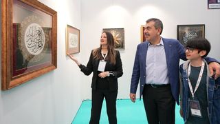 Milli Eğitim Bakanı Tekin, Uluslararası İslam Sanatları Fuarı'nı Ziyaret Etti