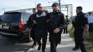 New Jersey'de ICE Merkezine Protesto: Aktivistler Göçmenlerin Salıverilmesini İstedi