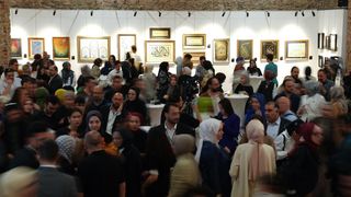 Sadakat Sergisi Dolmabahçe Sanat Galerisi'nde Açıldı