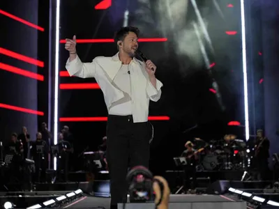 Murat Boz Erzurum'da hayranlarına unutulmaz bir gece sundu