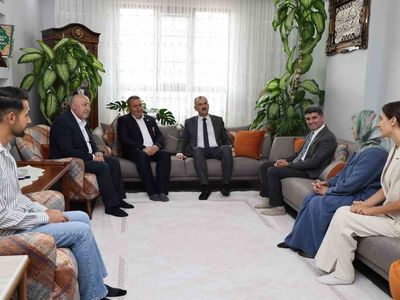 Abide Meydanı'nda saygı: Ağrı 19 Eylül gazilerini ve şehitlerini andı