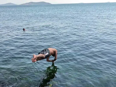 Caddebostan'da serin arayışı: 31 derecede sahile akın