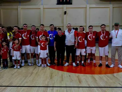 Bilecik'te kamu spor oyunlarında şampiyonlar kürsüye çıktı