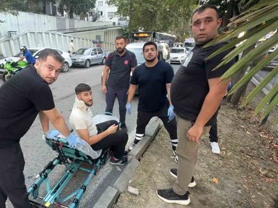 Önüne çıkan araca kaçınırken motosikletle çarpıştı: 1 yaralı