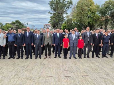 İlköğretim haftası töreni Tekirdağ'da öğrencilerin gösterisine sahne oldu