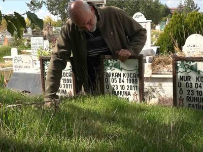 Erciş'in acısı 15 yıl sonra da taze: Koçak kardeşlerin kayıplarıyla yüzleşmesi