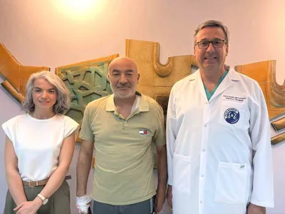 Omuzdaki kötü huylu tümör çıkarıldı, sırt dokusuyla onarıldı
