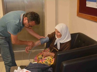 Ayvalık ve Gömeç'te Yangın: Tahliyeler Devlet Korumasında