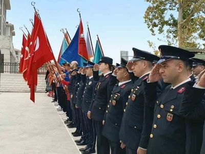 Gölbaşı’nda 30 ağustos töreni: çelenk sunumu ve tebrikatlar
