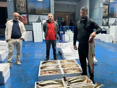 Ankara'da yeni sezonun ilk sabahı: halde bolluk ve sıkı denetim vurgusu