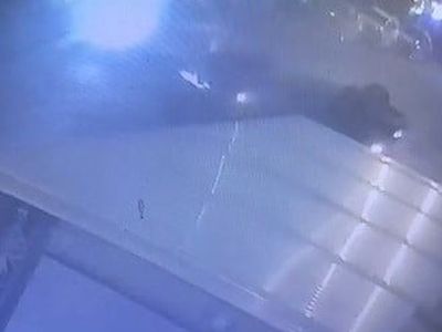 Kars’ta kavşakta çarpışma anları kameraya yansıdı, 4 kişi yaralandı