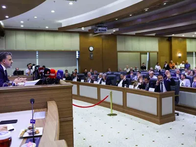 Bursa'da toplu ulaşımın rotası elektriğe dönüyor