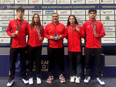 Erzincanlıların katkısıyla genç milli badminton takımı tarihe geçti