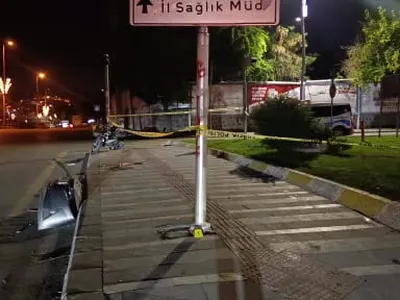 Geceyarısı İpekyolu'nda kaza: motosiklet sürücüsü yaşamını yitirdi