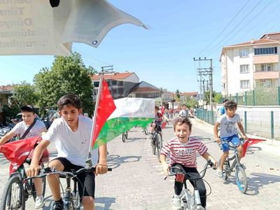 Yenice'de 'Genç Pedallar Özgür Gazze İçin' Bisiklet Turu
