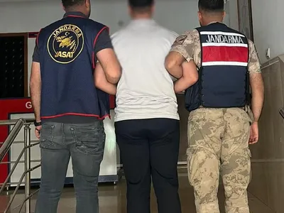 Şanlıurfa'da sahte kamu görevlisi kimliğiyle dolandırıcılık yapan şüpheli jandarma tarafından yakalandı