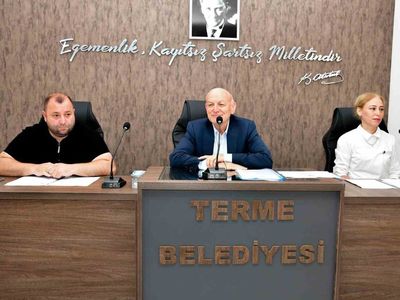 Terme belediyesinden Suriye'ye çöp kamyonu bağışı