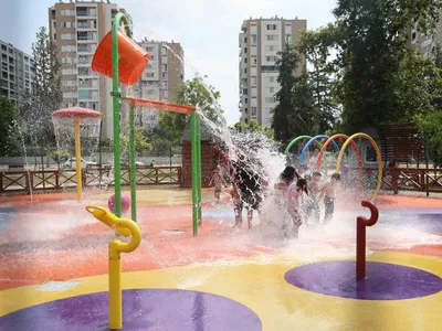 Adana'da su oyun parkları gençleri sulama kanallarından uzak tutuyor