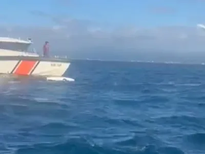 Karasu açıklarında balıkçıların dikkati ters dönmüş dronu gün yüzüne çıkardı