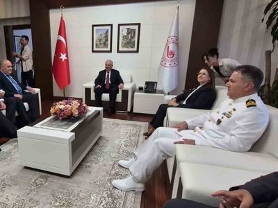 İç cepheyi güçlendirerek geleceği güvence altına çağrısı