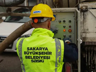 Sakarya'da metrekareye 200 kilogram yağış beklentisine karşı ekipler seferber