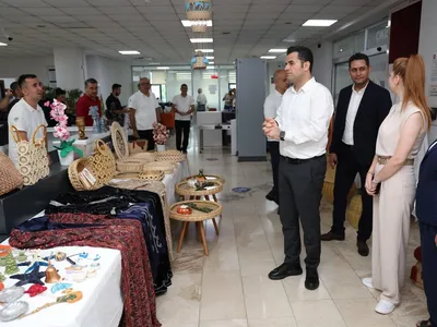El emeğinden sahneye: Emekten Sahneye sergisi Akdeniz'de beğeni topladı