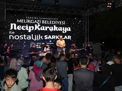 Belsin parkında nostalji rüzgârı: Necip Karakaya konseriyle Melikgazi'de birliktelik