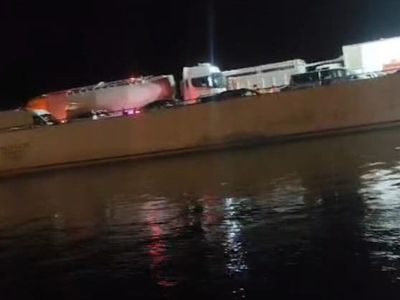 Feribot motor arızası Elazığ-Pertek seferinde iskeleyi 30 metre kala durdu
