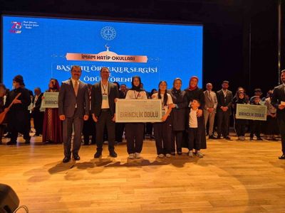 Bilecikli öğrencilerin 'Vefa ve Şifa' projesi Türkiye birincisi seçildi