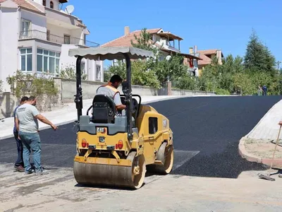 Osmangazi Mahallesi'nde yollar baştan sona yenileniyor