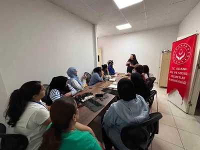Adana'da Aile Eğitim Programı'nda evlilik ve aile hayatı işlendi