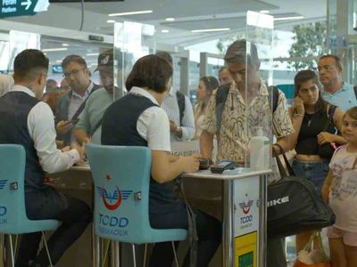 Bilet bulamayan yolculara boş yer açıldığında otomatik bildirim