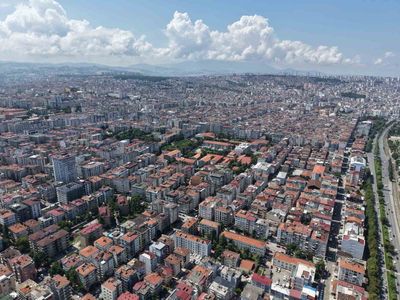 Site yönetiminde Asya etkisi: telefon trafiğini üç günde bir saate indirdiler