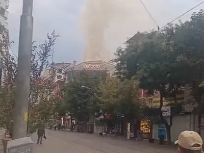 Eskişehir'de çatı yangını itfaiye ekiplerince söndürüldü