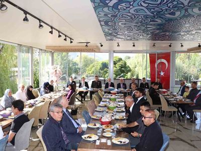 Oltu'da gaziler onuruna kahvaltı ve anma töreni düzenlendi