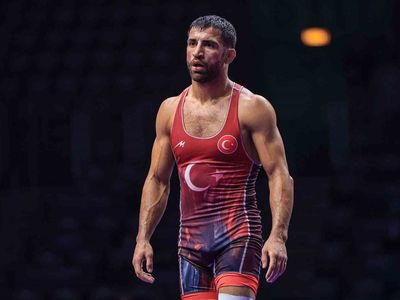 Murat Fırat'tan Taranto'da etkili geri dönüş: bronz madalya