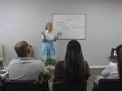 Mersin'de MERCEK ile turizmin ön bürosuna mesleki güç katılıyor