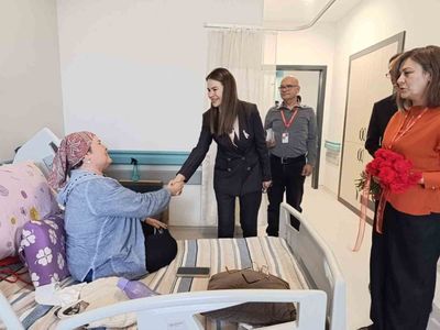 Aydın şehir hastanesi’nde hasta hakları için bilgilendirme ve karanfil ziyaretleri