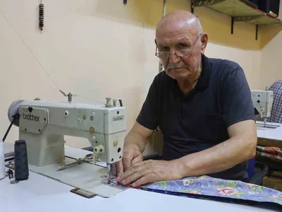 Eski elbisenin bekçisi: 65 yıllık terzi değişen moda akışına direniyor