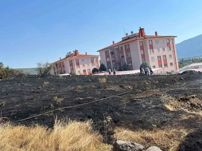 Simav'da ortak müdahaleyle dağlık alan yangını kontrol altına alındı