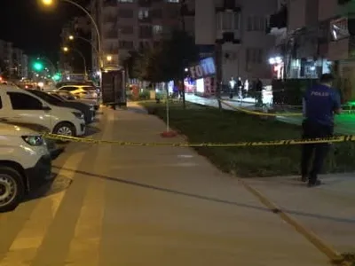 Yeşilyurt'ta sokak kavgası kanlı bitti: genç ağır yaralandı
