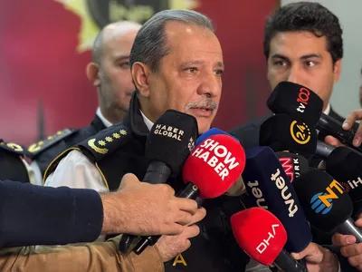 İstanbul'da uyuşturucu ağına geniş operasyon: 1 ton 432 kilogram ve yüzbinlerce hap ele geçirildi