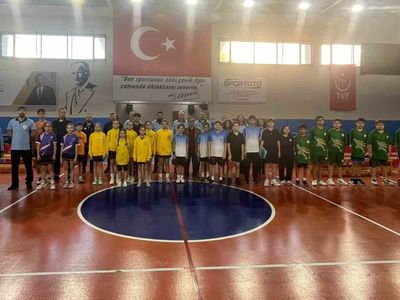 Eskişehir'de yıldız sporcuların kulüplü ve ferdi rekabeti sonuçlandı