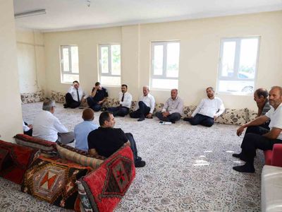 Kaymakam Muhammed Üsame Soysal köy ziyaretlerinde altyapı taleplerini yerinde not etti