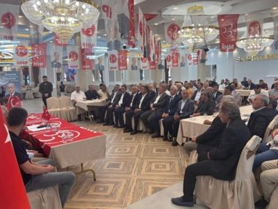 Sarıkamış'ta teşkilat birleşti, Tarık Bilgin yeniden başkan seçildi