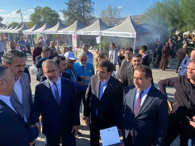 Alaşehir'in kültür ve lezzetleri İzmir'de ziyaretçilerin beğenisine sunuldu