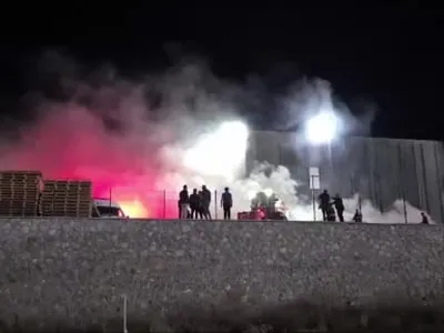Eskişehir'de İmişehir Organize Sanayi Bölgesi'nde fabrika yangını, itfaiye müdahalesi sürüyor
