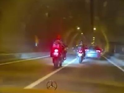 Karabük'te gözü kapalı sollamalar trafikte tehlike sinyali verdi