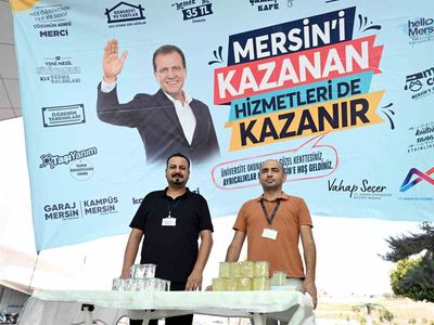 Yeni akademik yılda otogarda karşılanan öğrenciler için kapsamlı destek ağı kuruldu